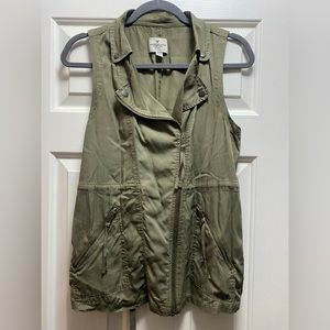 Light vest/ accessory vest